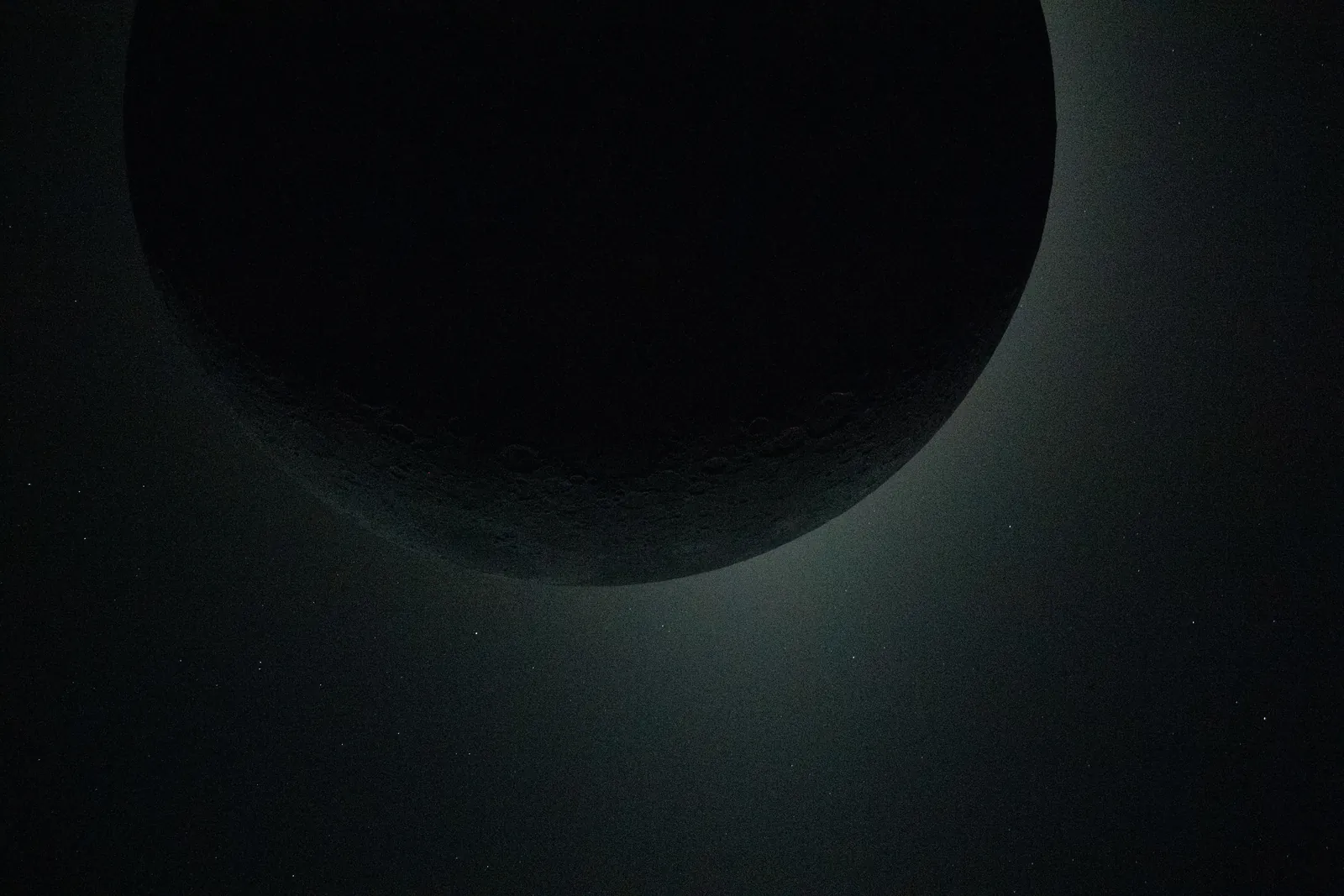 Artemis II photo ART002-E-11579: The solar eclipse from Orion at 01:00 UTC