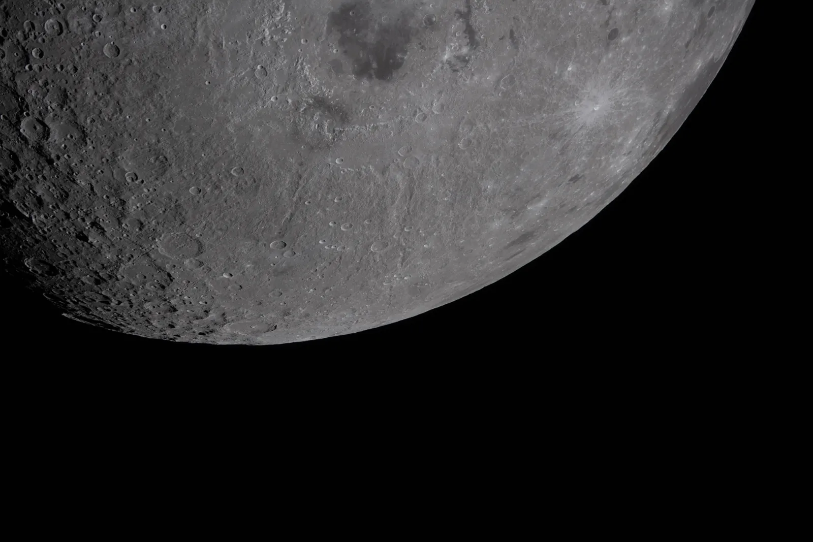 Artemis II photo ART002-E-19878: The Moon on approach, 12,492 km away