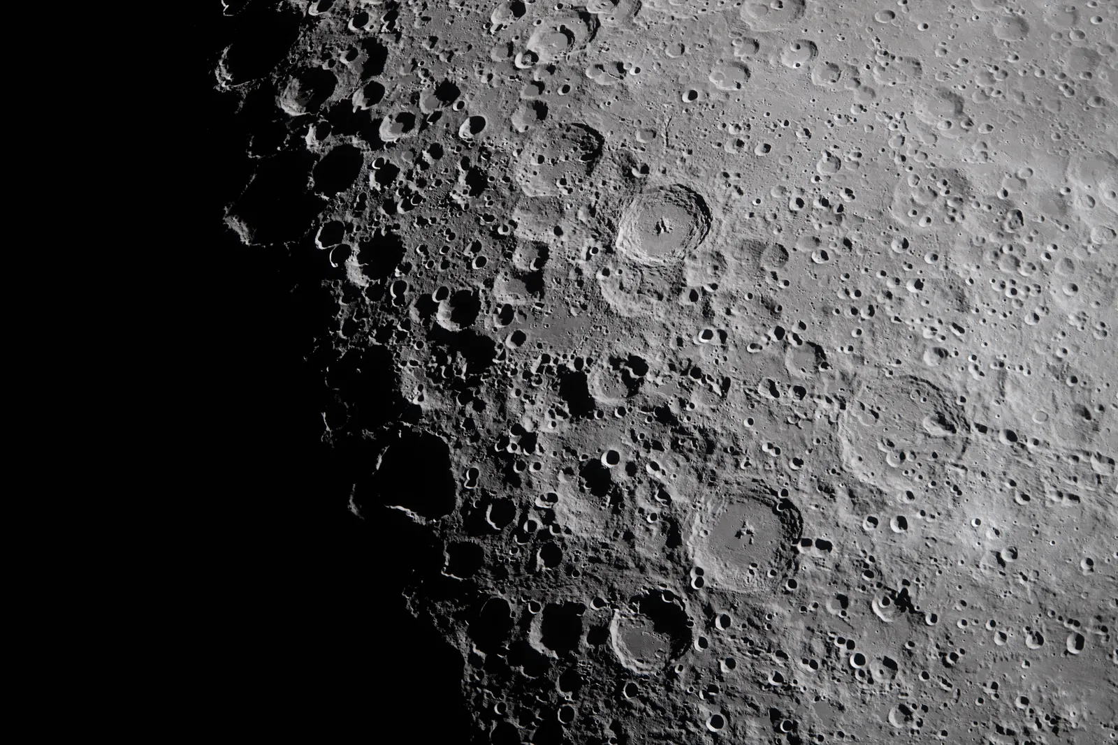 Artemis II photo ART002-E-20656: The lunar far side near Hertzsprung, from 8,791 km