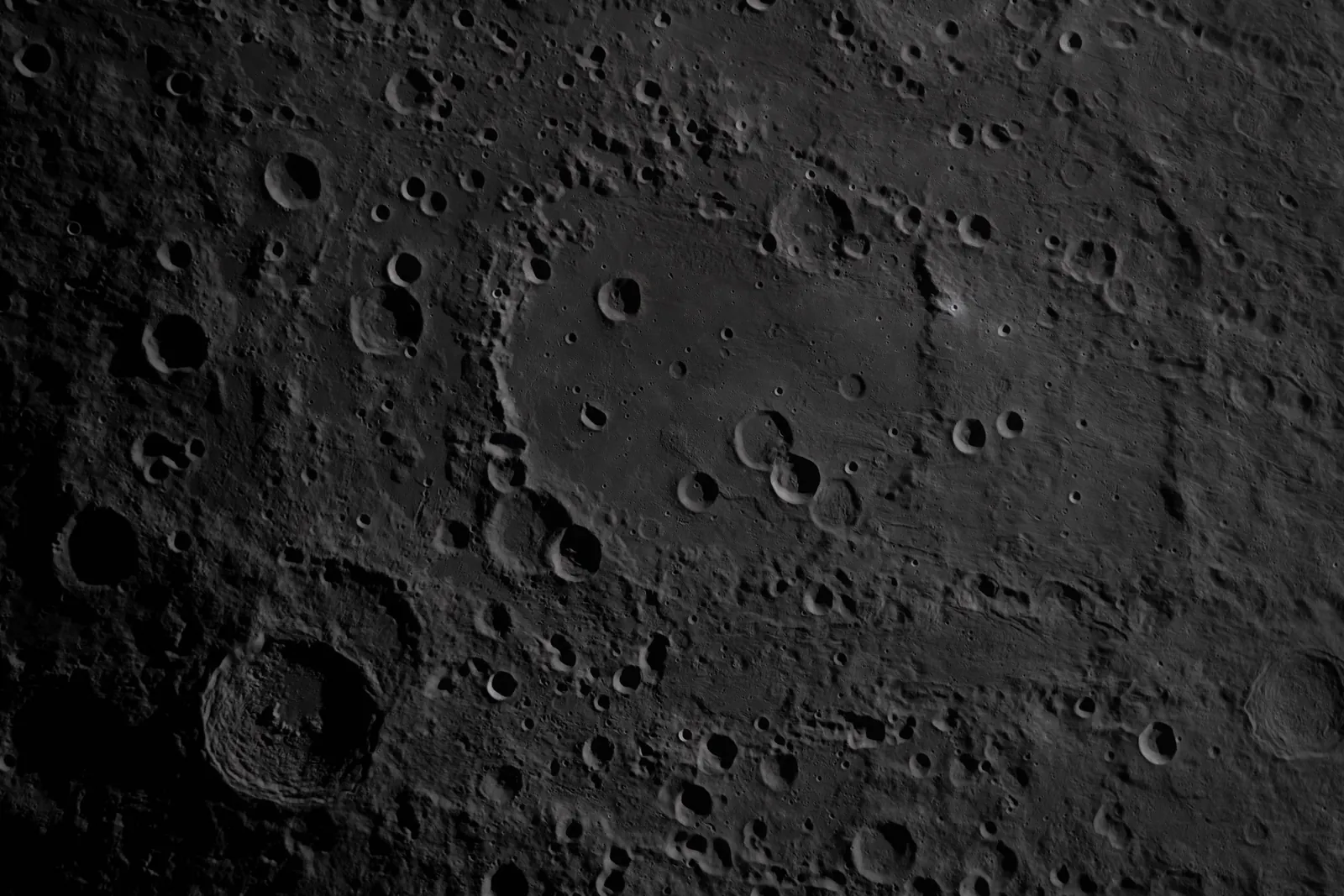 Artemis II photo ART002-E-20831: The lunar far side near Vavilov, from 8,247 km
