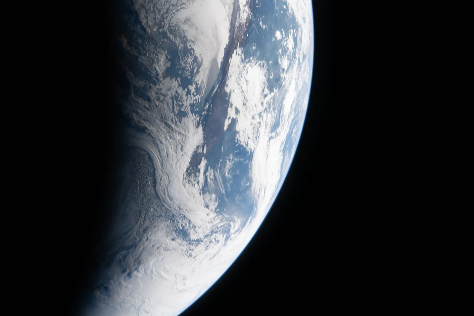 Artemis II photo ART002-E-23307: Earth from high orbit, 70,096 km up