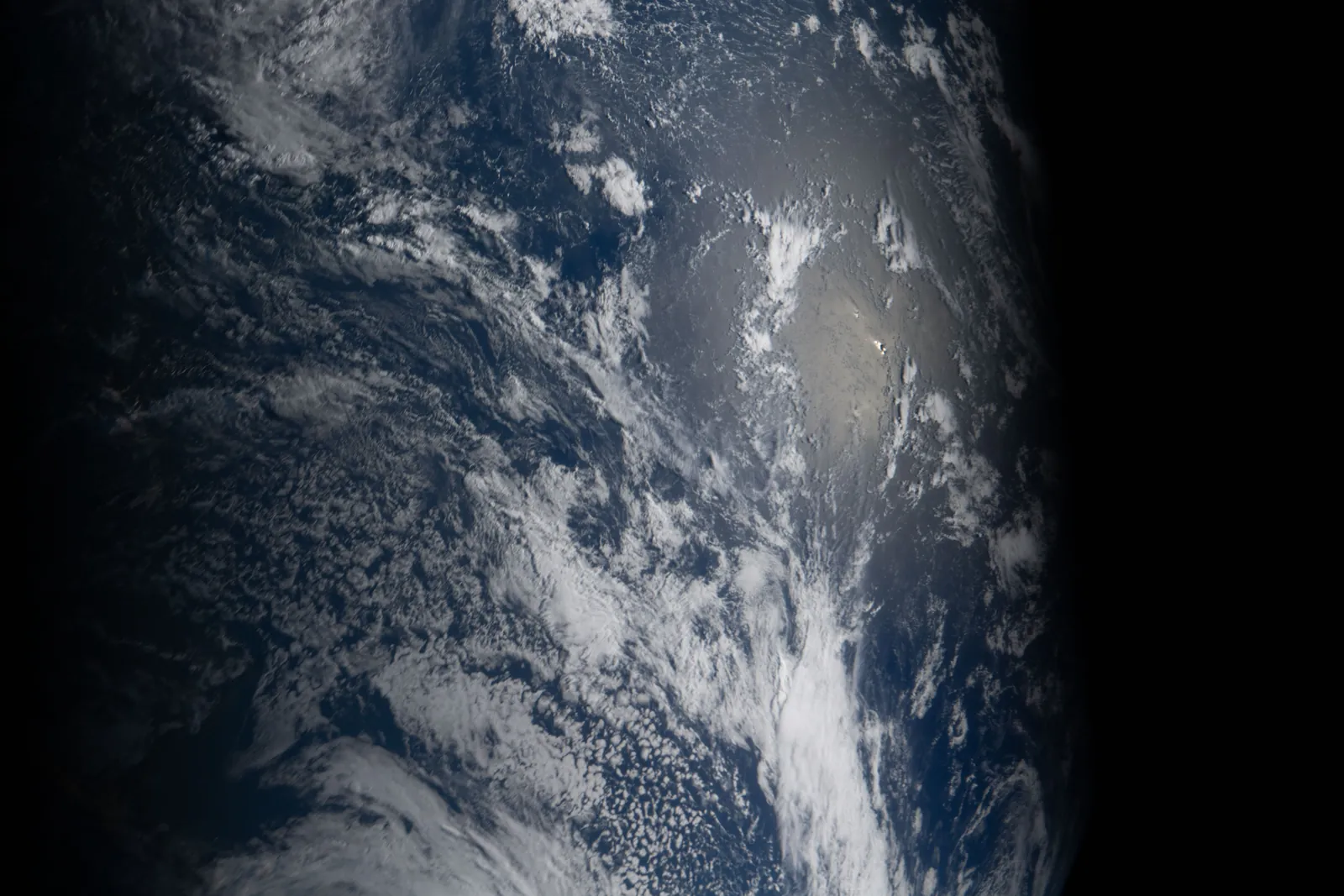 Artemis II photo ART002-E-23421: Earth from high orbit, 50,693 km up
