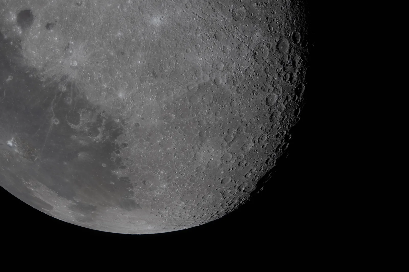 Artemis II photo ART002-E-9588: The Moon on approach, 18,470 km away