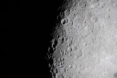 Artemis II photo ART002-E-10041: The Moon on approach, 13,623 km away