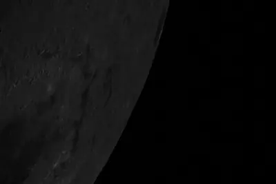 Artemis II photo ART002-E-10368: The lunar far side near Vavilov, from 7,901 km