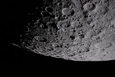 Artemis II photo ART002-E-10514: The lunar far side near Vavilov, from 7,597 km