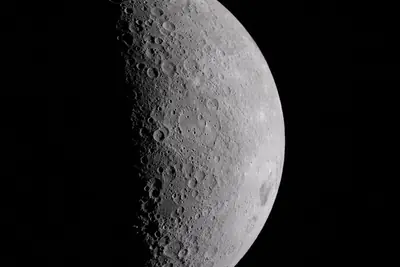 Artemis II photo ART002-E-19120: The lunar far side near Korolev, from 7,249 km