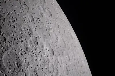 Artemis II photo ART002-E-19159: The lunar far side near Korolev, from 6,919 km