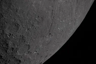 Artemis II photo ART002-E-20474: The lunar far side near Hertzsprung, from 9,066 km