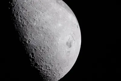 Artemis II photo ART002-E-20641: The lunar far side near Hertzsprung, from 8,806 km