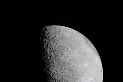 Artemis II photo ART002-E-20782: The lunar far side near Vavilov, from 8,488 km