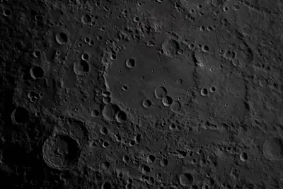 Artemis II photo ART002-E-20831: The lunar far side near Vavilov, from 8,247 km