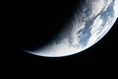 Artemis II photo ART002-E-23289: Earth from high orbit, 70,100 km up