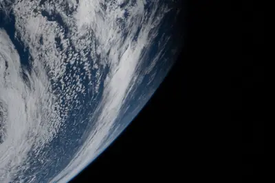 Artemis II photo ART002-E-23537: Earth from high orbit, 35,625 km up
