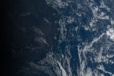 Artemis II photo ART002-E-23557: Earth from high orbit, 35,457 km up