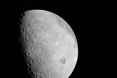 Artemis II photo ART002-E-24711: The lunar far side near Hertzsprung, from 9,656 km