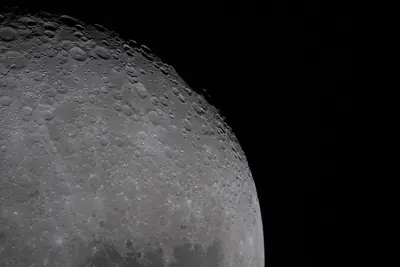 Artemis II photo ART002-E-26037: The Moon on approach, 24,802 km away