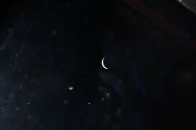 Artemis II photo ART002-E-27729: Earth from 203,440 km, on the way to the Moon