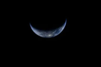 Artemis II photo ART002-E-27854: Looking back at the Moon, 171,501 km behind