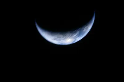 Artemis II photo ART002-E-27863: Looking back at the Moon, 171,817 km behind