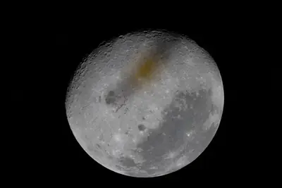 Artemis II photo ART002-E-29222: The Moon on approach, 24,343 km away