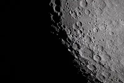 Artemis II photo ART002-E-9931: The Moon on approach, 13,938 km away